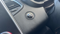 Renault Scenic 1.2 TCE Dynamique Nav 5dr Petrol Estate